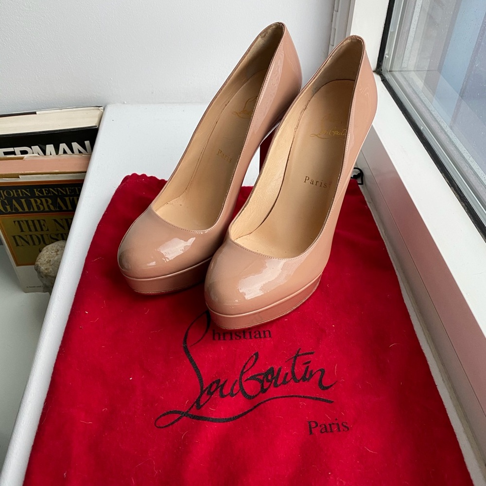 CHRISTIAN LOUBOUTIN pumps